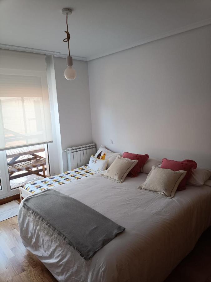 Apartamento Con Terraza Комильяс Экстерьер фото